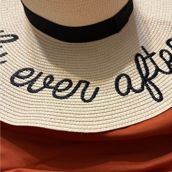 Happily Ever After Sun Hat - Picture 3 of 5